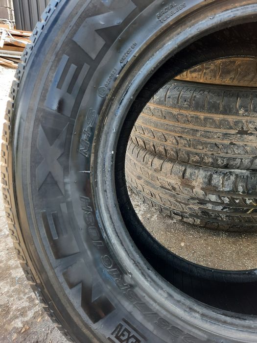 Продам резину nexen 235/75/R16