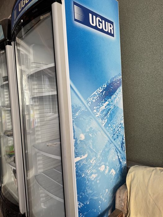 Холодилник сотилади