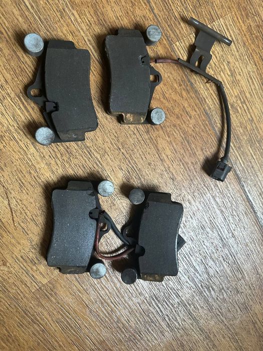 Колодки  Audi Q7