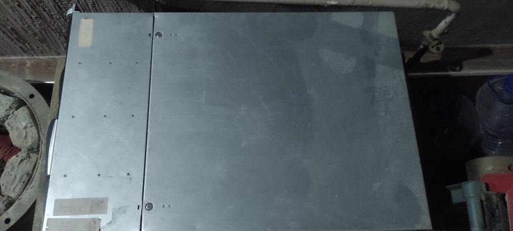 Продаю сервер с двумя процессорами