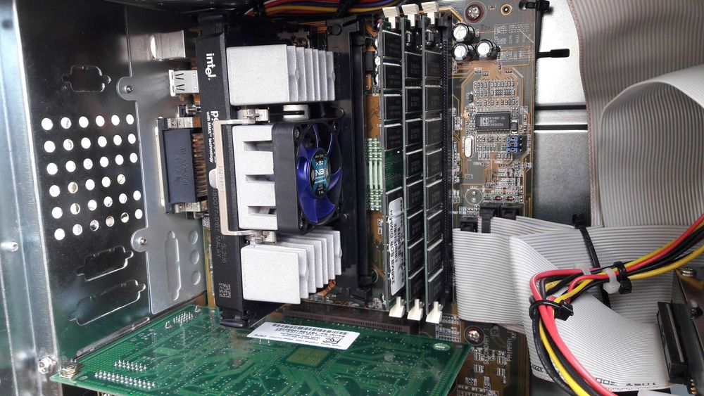 Calculatoare retro/vintage/colectie - la comanda - orice configuratie