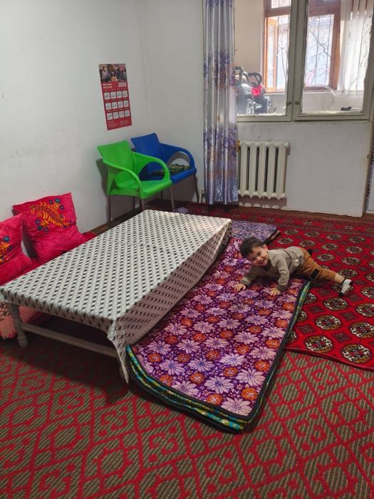 Чиланзар-24 дом 45 2/1/4 балкон 1,5х6