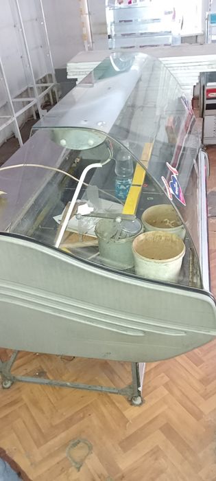 Холодильники витрины