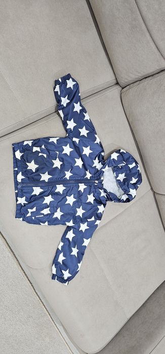 Продам ветровку на мальчика