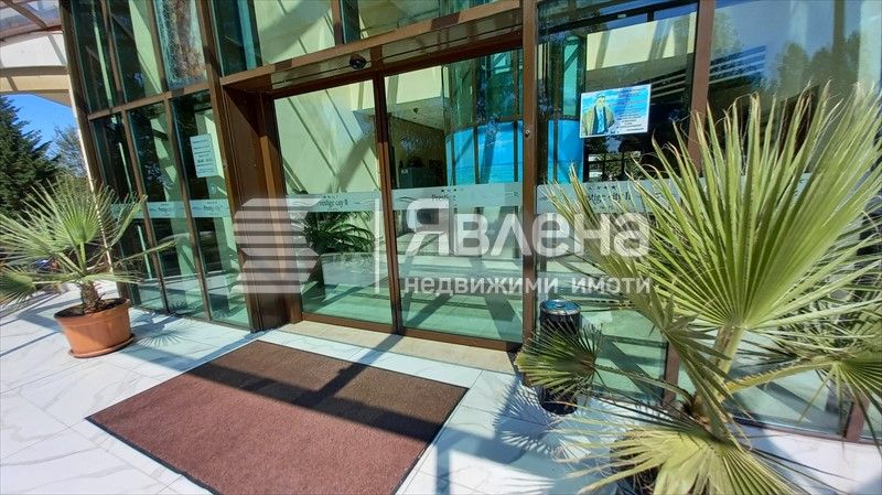 Продава се Тристаен апартамент в Приморско - 120 кв.м за 1083 €/кв.м - Снимка #2