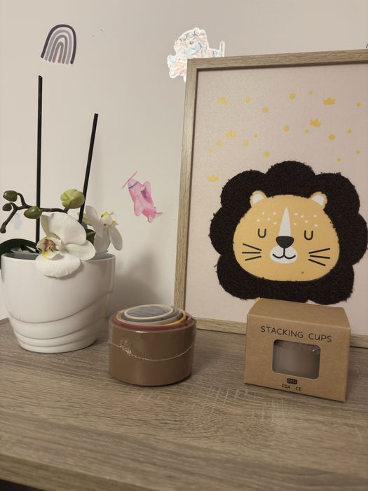 Turn de stivuit cu forme, cifre