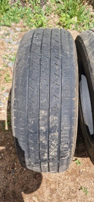 Шины 2 штуки r17 215/60