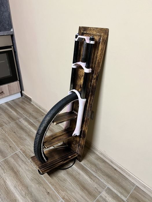 Bike Рафтове за стена