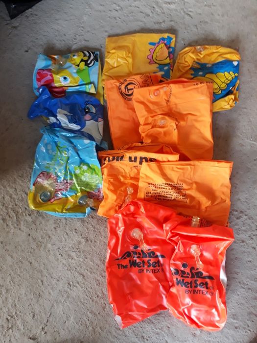 жилеты для плавание