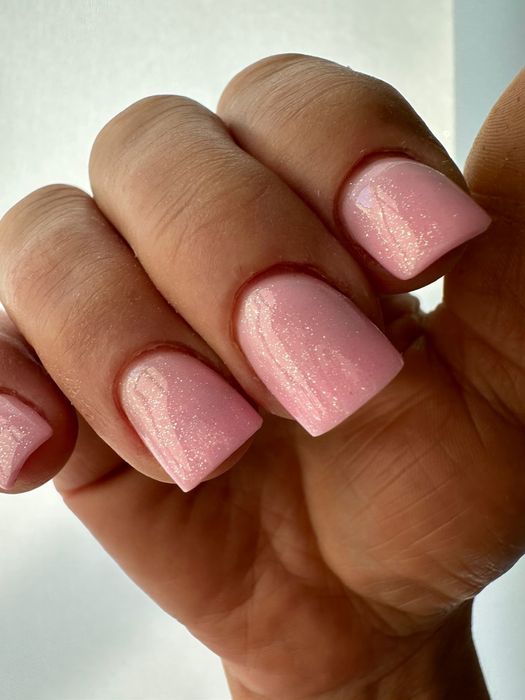 Маникюр! Педикюр! Качественно и аккуратно!