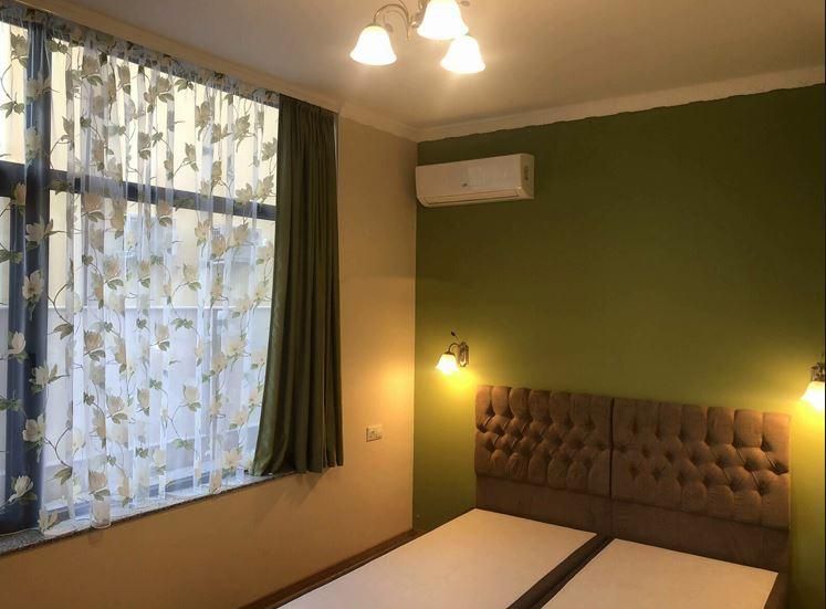 Дава се под наем Двустаен апартамент в Бургас, Център - 51 кв.м за 408 € - Снимка #4