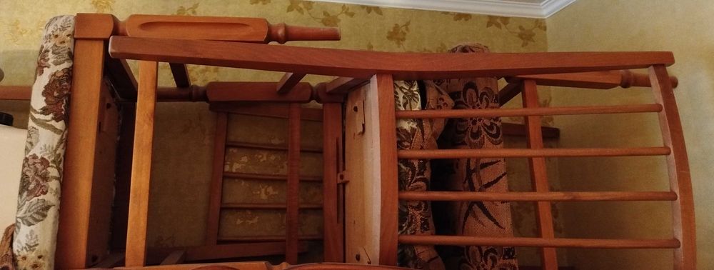 Стол и стулья "Питешть" Румыния