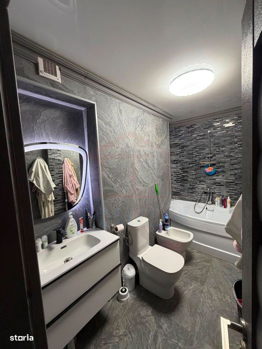 De vanzare apartament 3 camere Parter Mazepa 1
