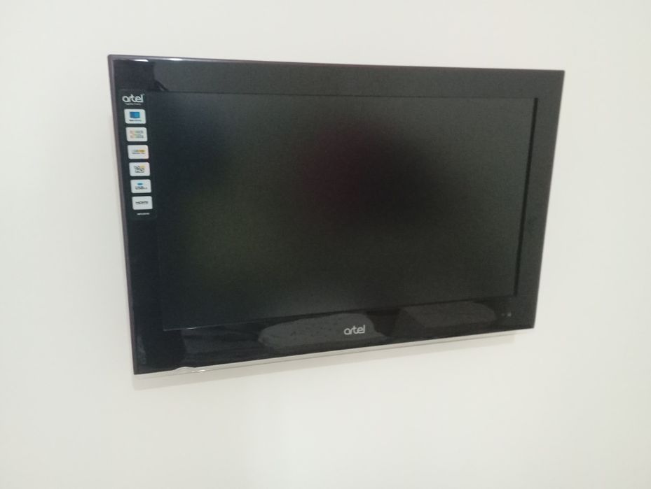 Продается телевизор Artel