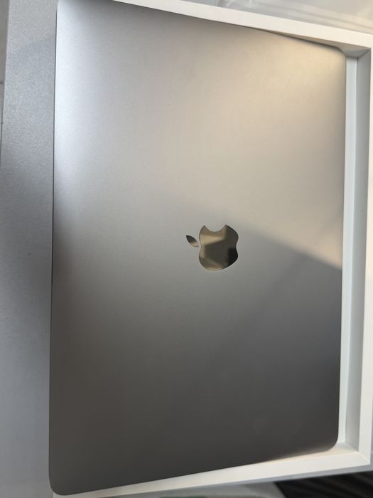 Apple Mackbook Pro 13inch A2338