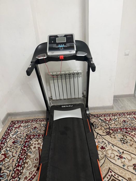 Срочно!!! Продам беговую дорожку GENAU