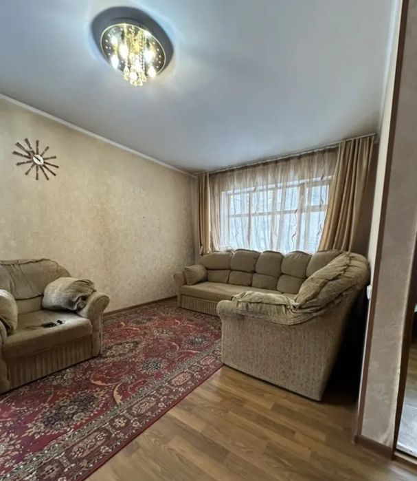 Отдам даром диван и кресло