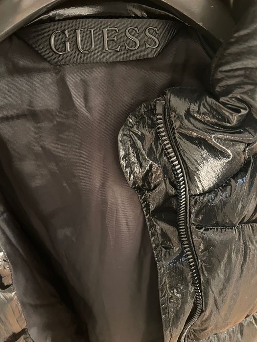 Geaca de iarna Paloma Guess!Noua fara eticheta!Pret initial 950 Ron