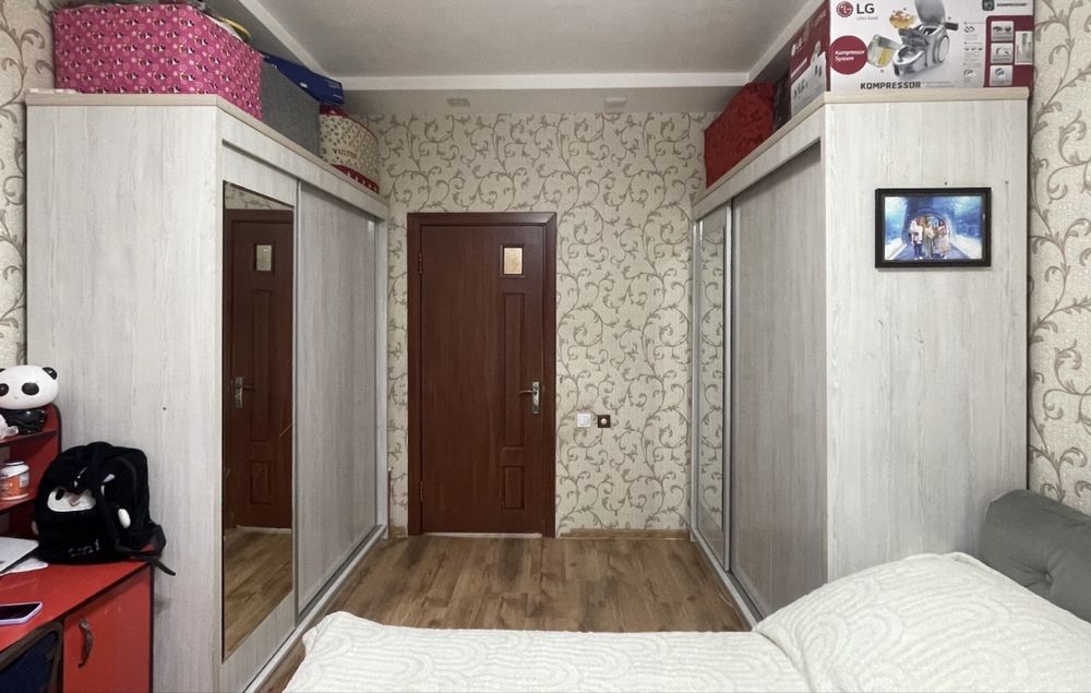 Код 883  Продается 2в3/2/4 ком квартира куйлюк массив 1