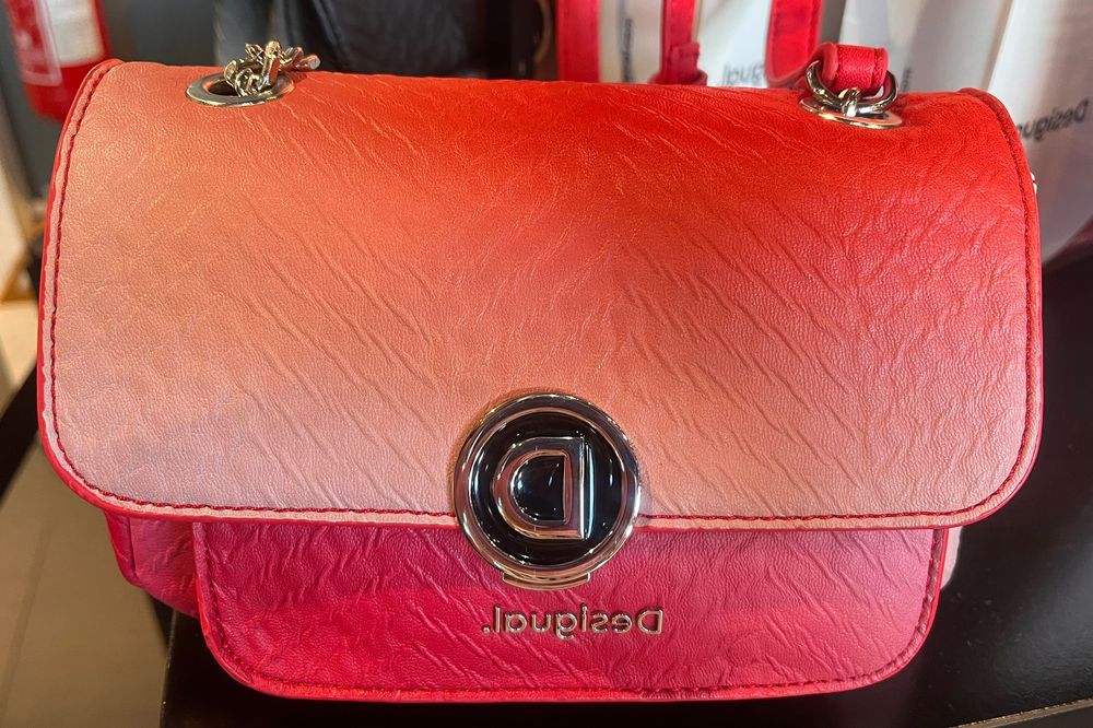 Дамска чанта Desigual