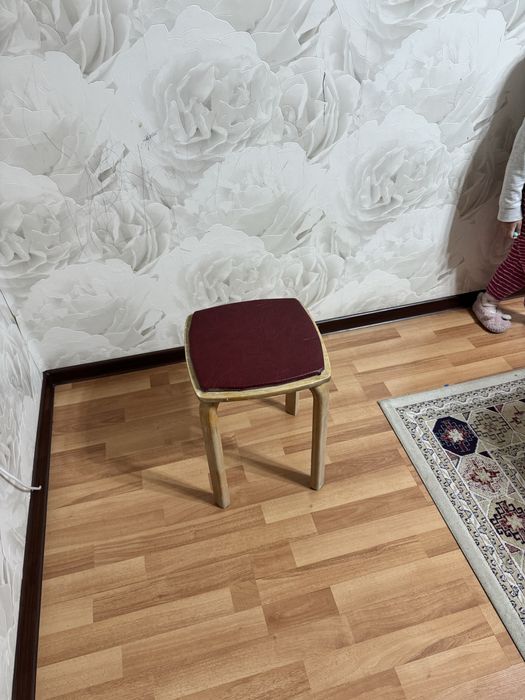 Продам табуретки