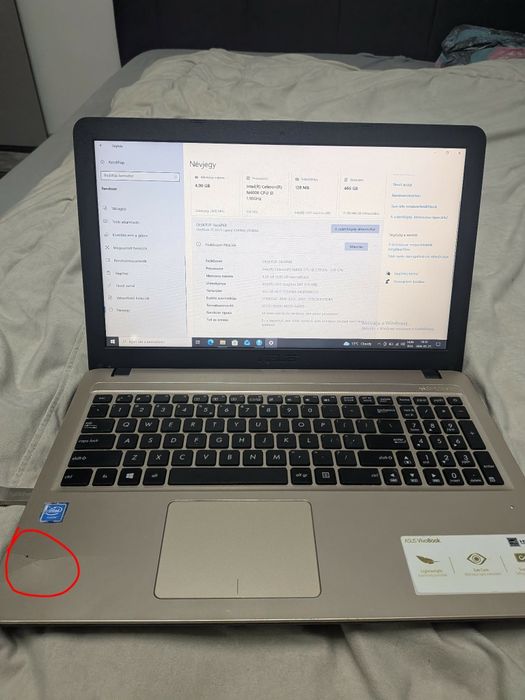 Laptop ASUS VivoBook 15 - Slim - 4GB RAM - Bonus KRESZ