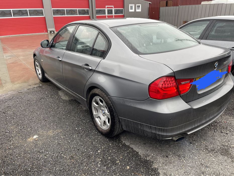 Dezmembrari bmw e90 lci 320d n47 lci piese motor stopuri lci spate