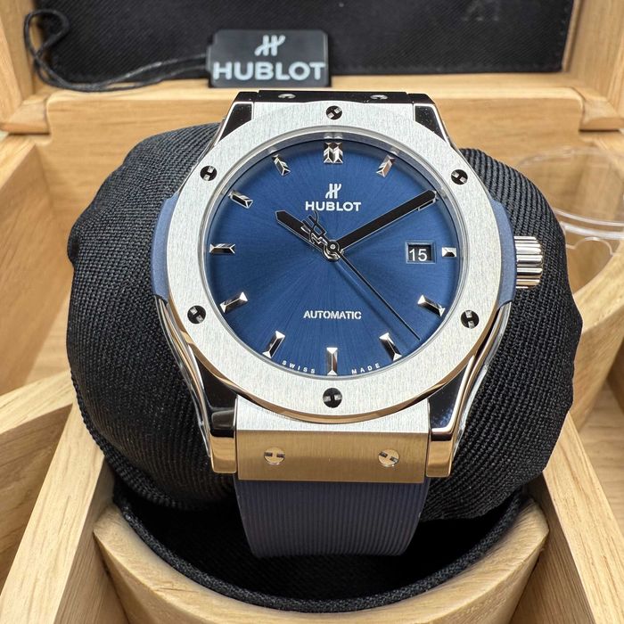 Hublot Classic Fusion Blue 42mm | 542.NX.7170.RX | TVA Deductib. 2025