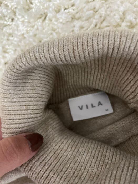 Bluza pe gat tip rochie