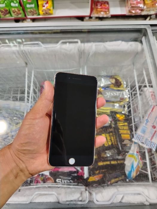 Iphone 8 + 900 ming tinniq xolati