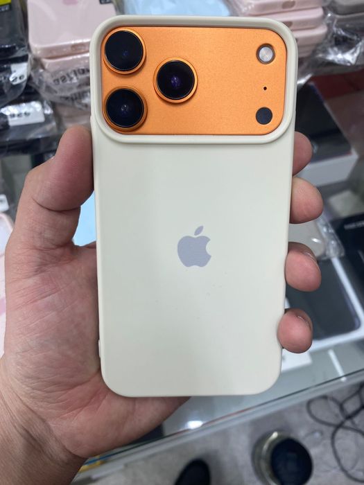 Айфон 17 про ХР чехол