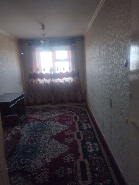 Продаётся 2 ком квартира на 2-этаже. Доканал Сквозная квартира.