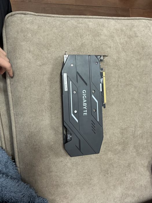 Видеокарта RTX 2060 SUPER 8 ШТ БЕЗ можно отдельноз