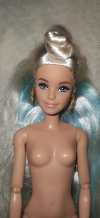 Barbie extra  16