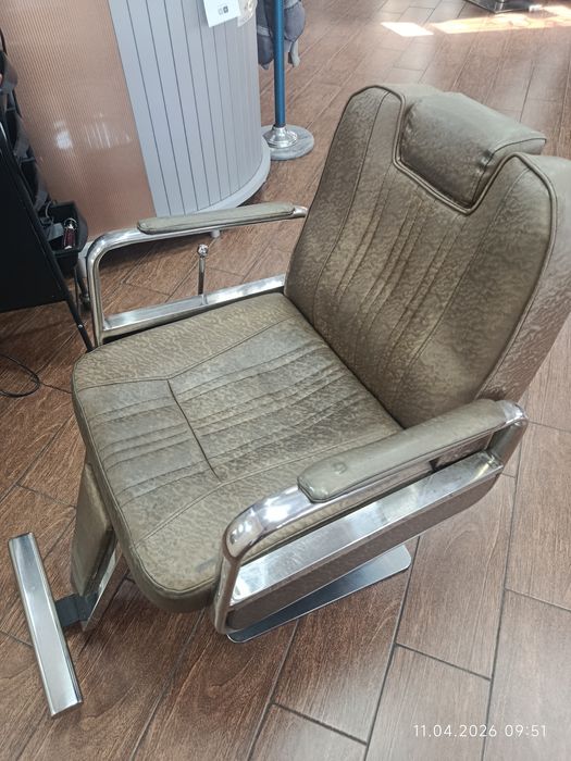 Аренда кресел в салоне