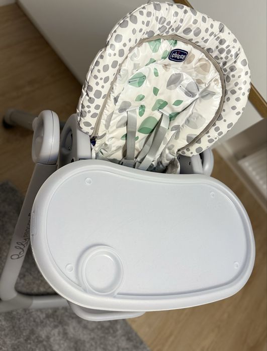 Scaun de masa Chicco, potrivit de la 0 luni pana la 3 ani