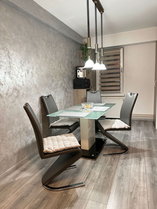 Vand apartament cu 2 camere Tudor