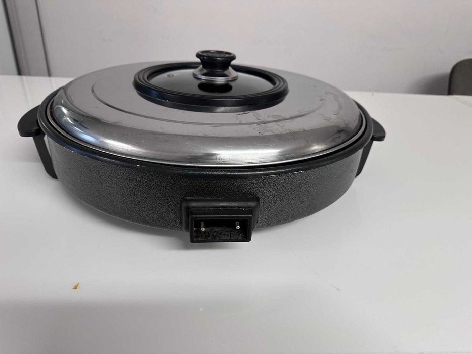 Vand tigaie electrica Bartscher cu capac