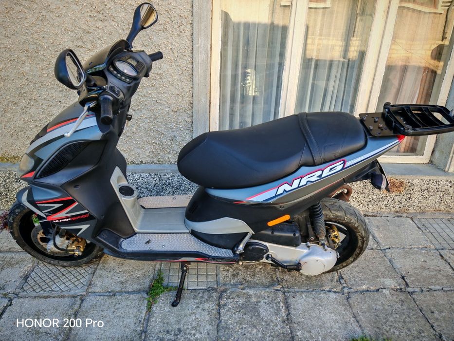 Скутер Пиаджо Енерджи 50