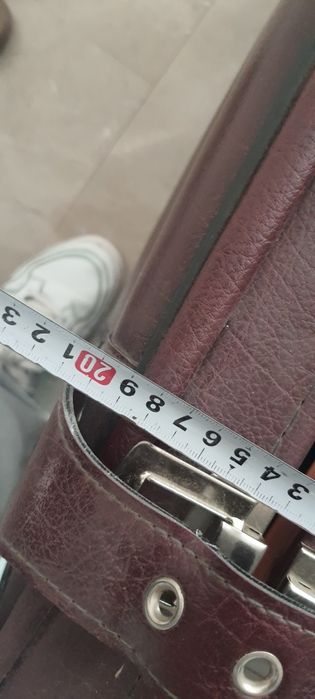 Кожен пътнически куфар