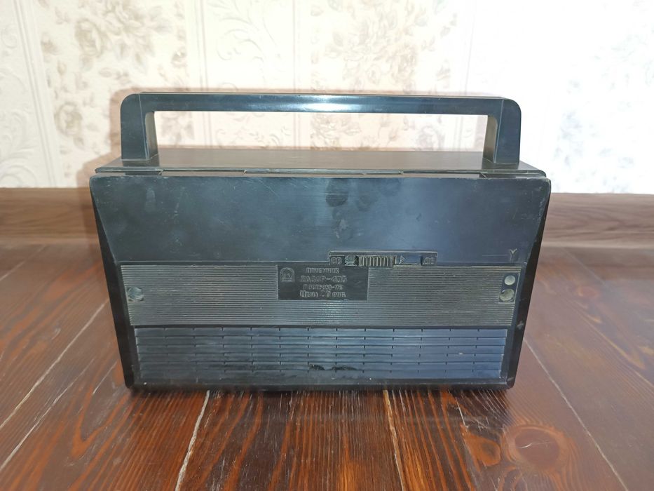 Радиоприёмник Хазар-403 СССР