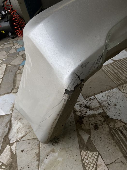 Продам бампер задний от Камри хле