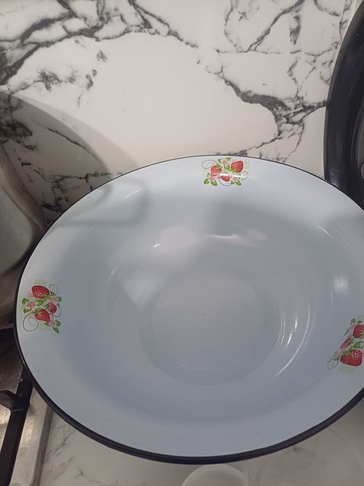 Кострюль и тазик