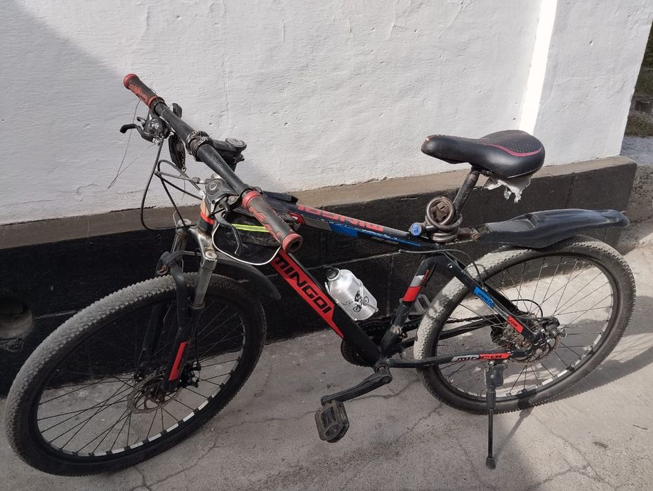 Велосипед , рама алюминий