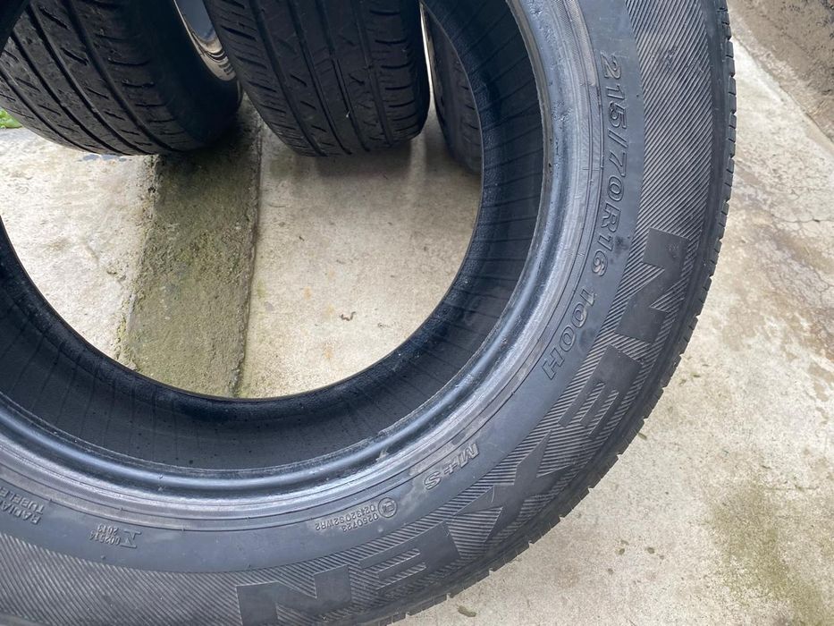 Продам корейские шины
