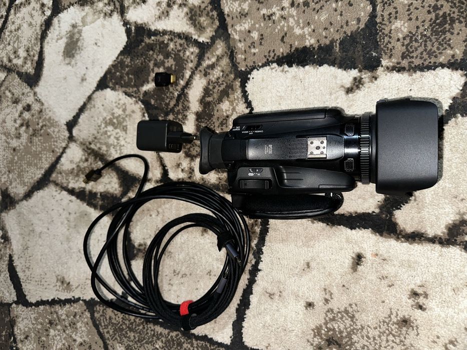 Canon видеоаппарат продаётся в срочном порядке