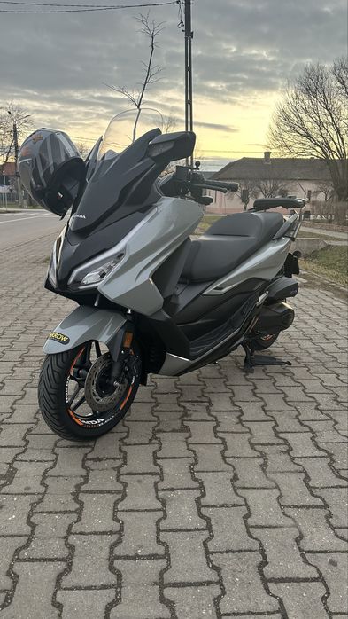 Honda Forza 350, 2023 unic proprietar de nou