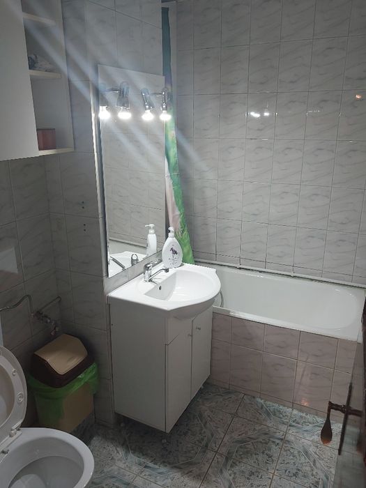 Apartament de închiriat