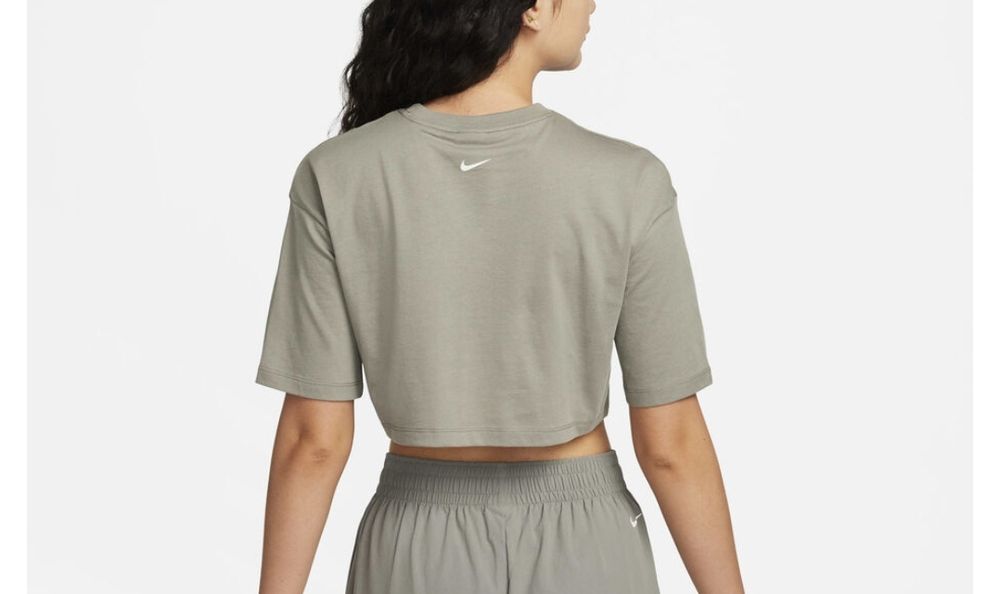 Къса тениска Nike