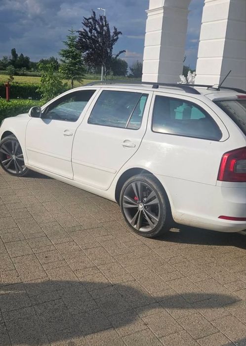 SKODA Octavia 2011 — imagine 5